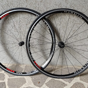 Ruote strada Kinlin XR-200 ultraleggere 1260g